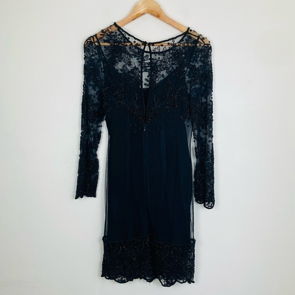 Naeem Khan’s vintage 90s Riazee Boutique floral beaded black cocktail dress. 4 - Picture 3 of 11